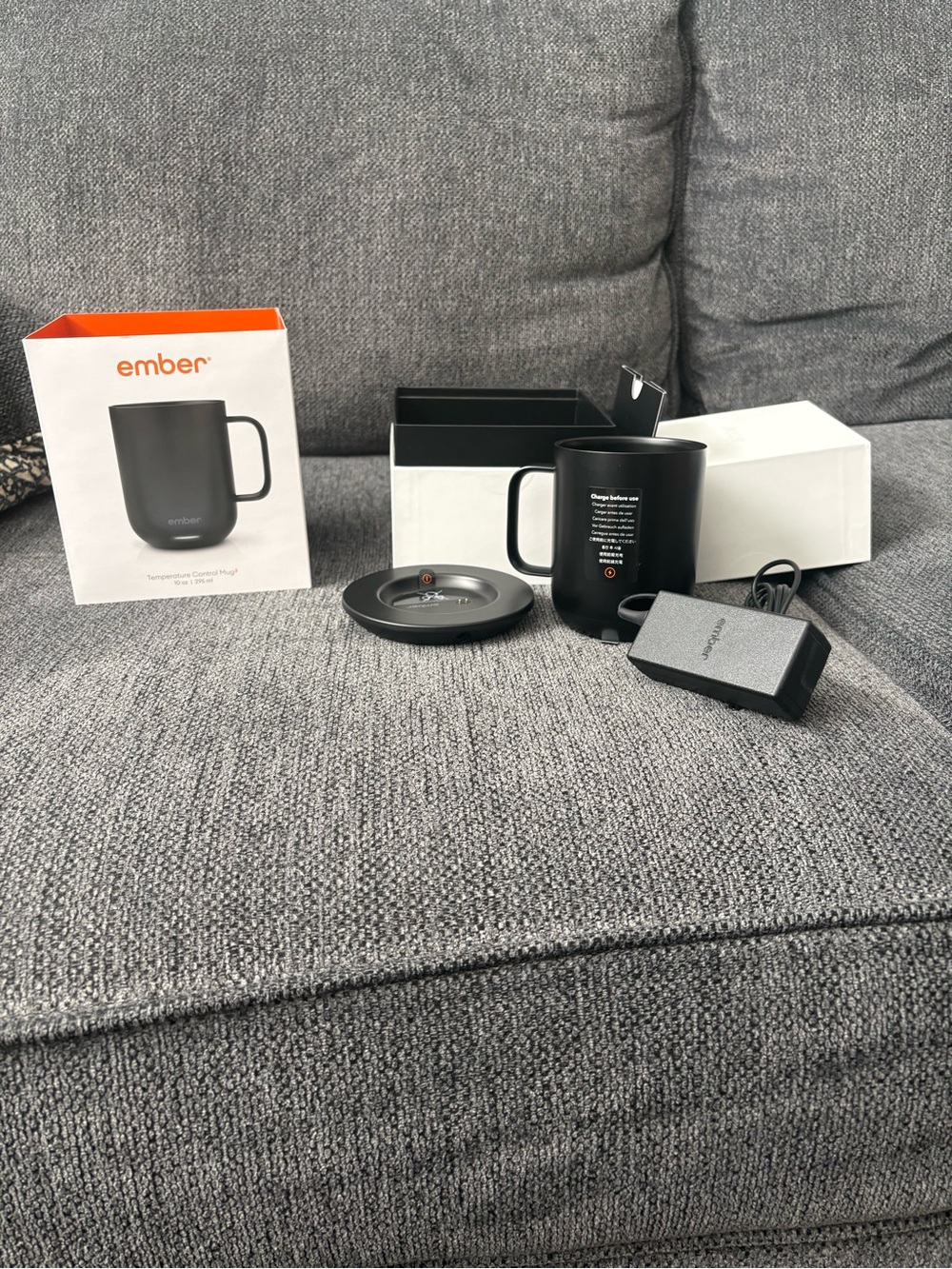 NIB Ember Temperature Control Ceramic Mug - Black